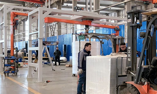 High-stacked goods packaging problem? This rocker wrapping machine provides an intelligent solution