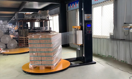 Is it easy for multiple cartons to fall apart when shipped on a pallet? Carton wrapping packaging machine makes the whole pallet more stable, faster and less worrying