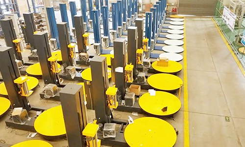 Is manual pallet strapping too slow? Pallet wrapping machines make outbound delivery more efficient and standardized.