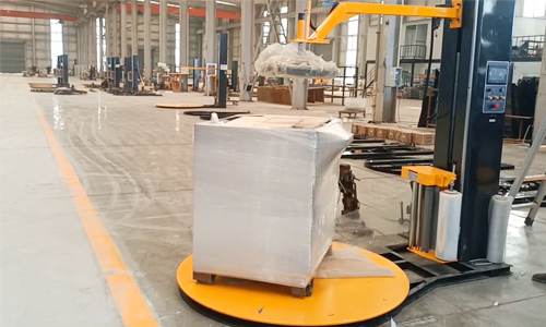 Press-Down Stretch Wrapping Machine: Reliable Stability for High-Center Pallet Loads