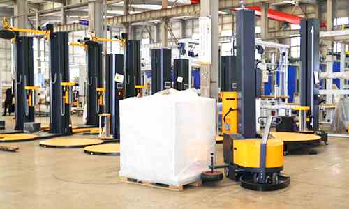 Self-Propelled Stretch Wrapping Machine for Mobile Wrapping Operations Without Space Limitations