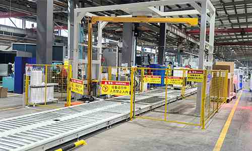 How to Automatically Wrap Pallets in Continuous Outbound Lines? Rotary Arm Online Stretch Wrapping Machine Integrated with Conveyor Systems